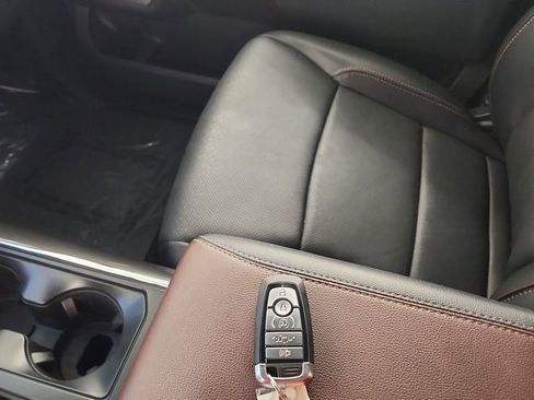 Certified 2022 Ford F150 Lariat w/ Equipment Group 502A High image 24