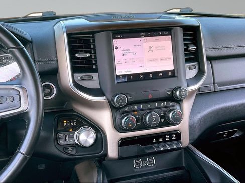 Used 2022 RAM 1500 Laramie AWD/4WD image 6