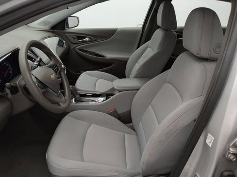 Used 2020 Chevrolet Malibu LS FWD image 17