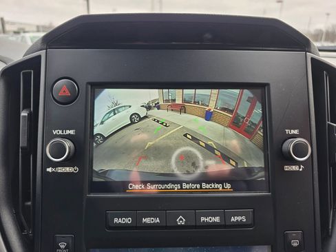 Used 2024 Subaru Crosstrek 2.0i AWD/4WD image 13