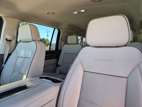 Certified 2024 GMC Yukon XL Denali w/ Max Trailering Package image 13
