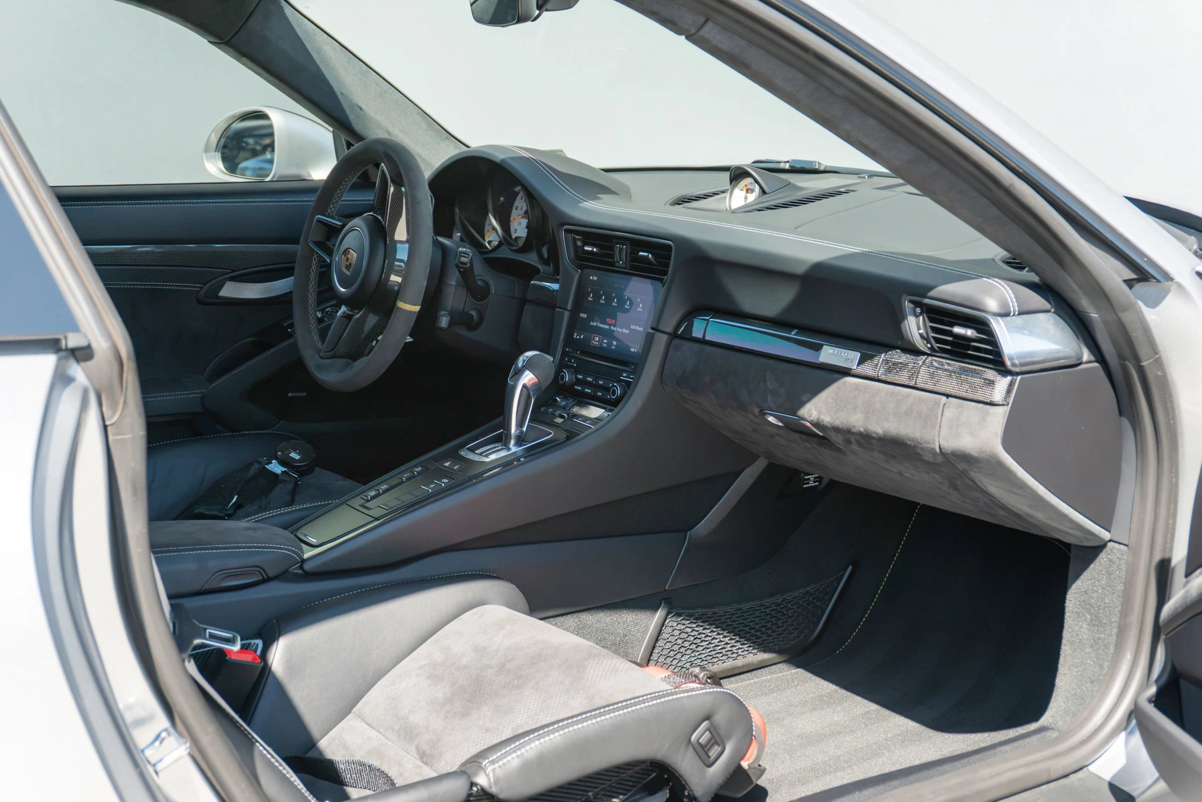 Used 2019 Porsche 911 GT3 RS RWD image 58