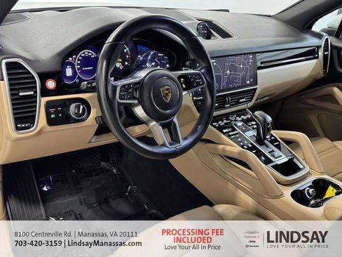 Used 2023 Porsche Cayenne Platinum Edition AWD/4WD image 16