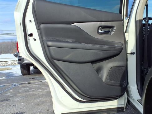 Used 2019 Nissan Murano SL w/ Cargo Package image 23