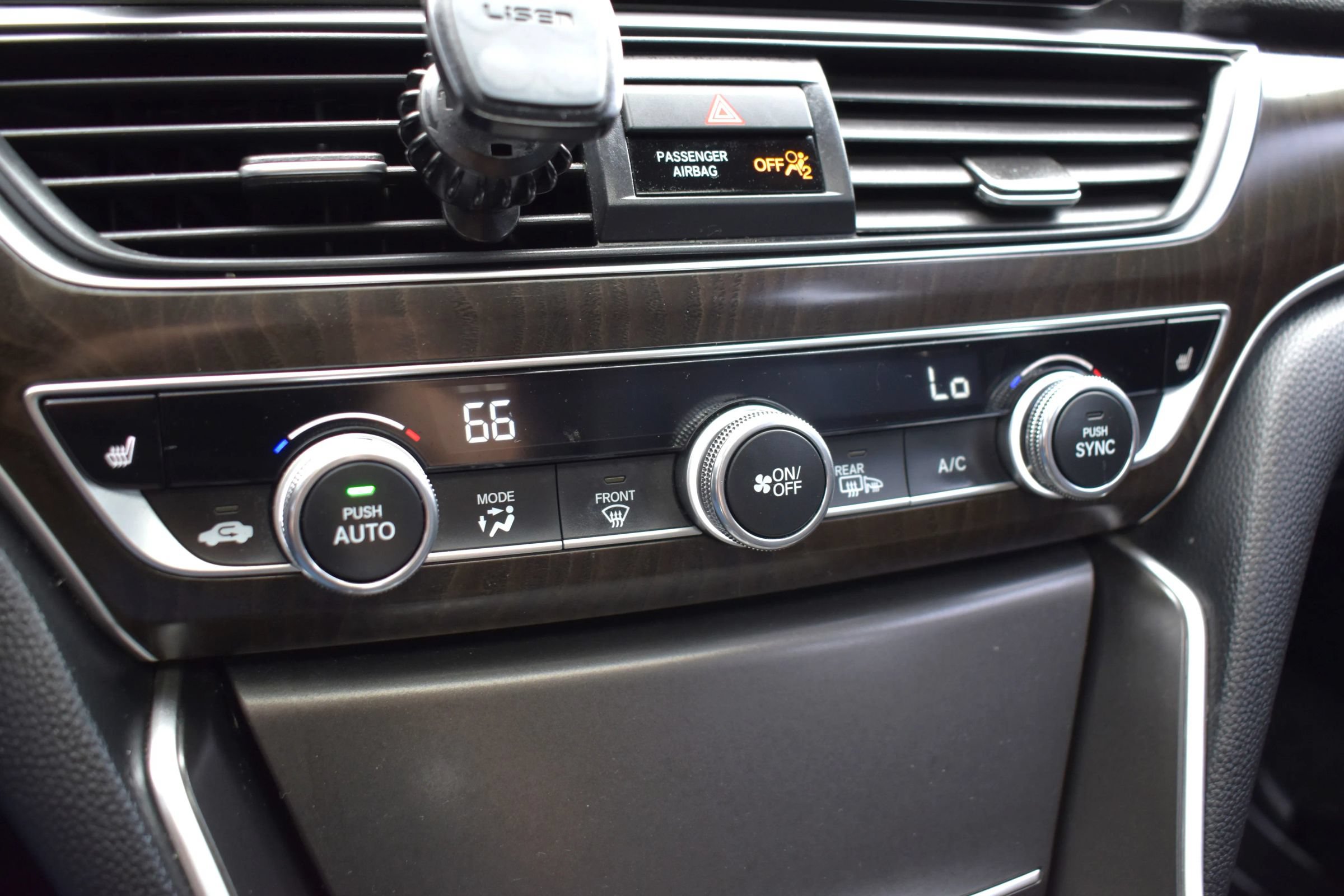 Used 2020 Honda Accord EX-L image 31