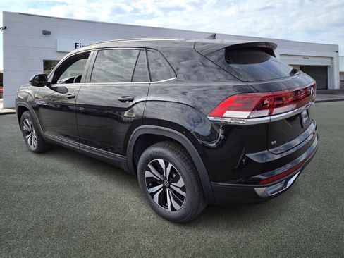 New 2026 Volkswagen Atlas Cross Sport SE AWD/4WD image 4