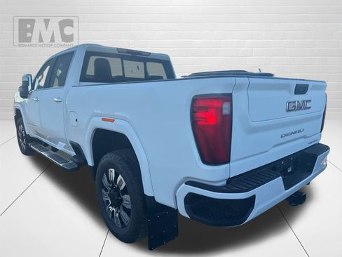 Used 2024 GMC Sierra 2500 Denali w/ Technology Package image 11