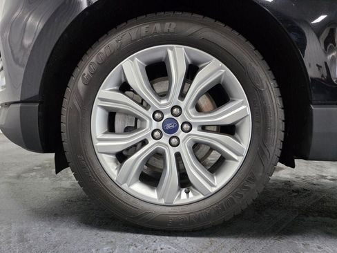 Used 2021 Ford Edge Titanium w/ Cargo Accessory Package AWD/4WD image 5