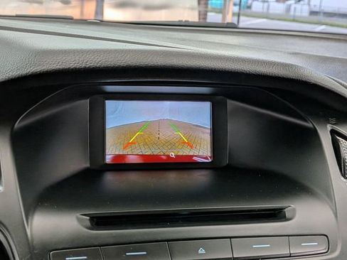 Used 2016 Ford Focus SE FWD image 28
