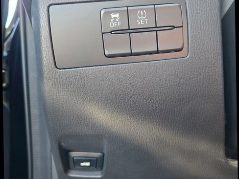 Used 2018 Toyota Yaris iA image 28