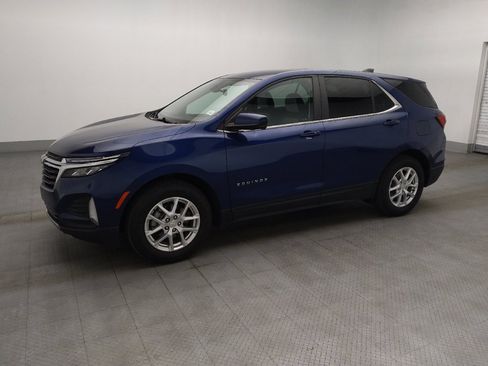 Used 2022 Chevrolet Equinox LT FWD image 2