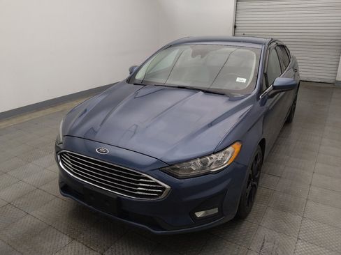 Used 2019 Ford Fusion SE w/ Equipment Group 151A FWD image 15