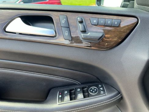 Used 2015 Mercedes-Benz ML 350 4MATIC w/ Premium 1 Package image 10