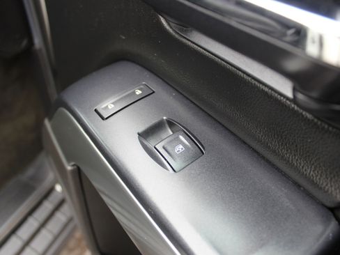 Used 2015 Chevrolet Silverado 1500 LT AWD/4WD image 32