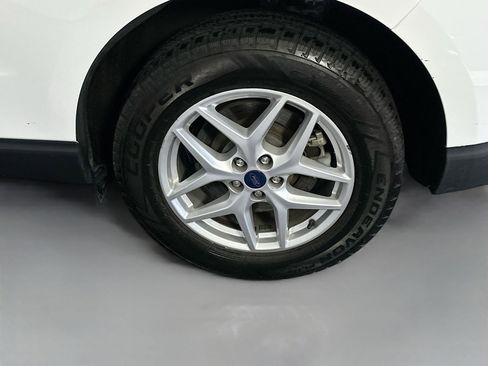 Used 2021 Ford Edge SEL AWD/4WD image 29