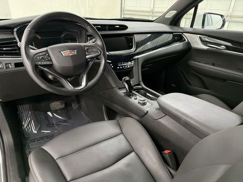 Certified 2024 Cadillac XT6 Premium Luxury image 21
