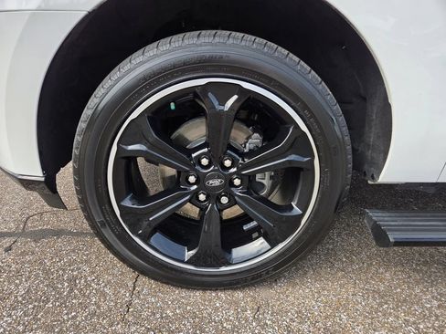 Used 2023 Ford Expedition Max Limited RWD image 30