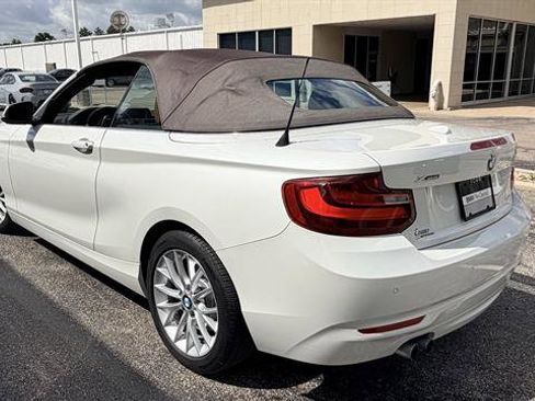 Used 2015 BMW 228i xDrive Convertible AWD/4WD image 7
