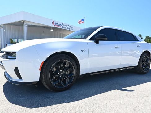 New 2026 Dodge Charger R/T w/ Blacktop Package AWD/4WD image 5
