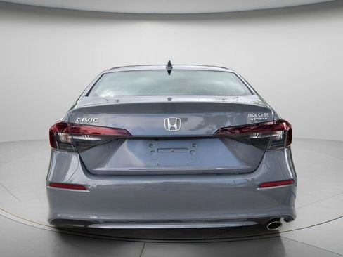 Used 2025 Honda Civic Sport image 6