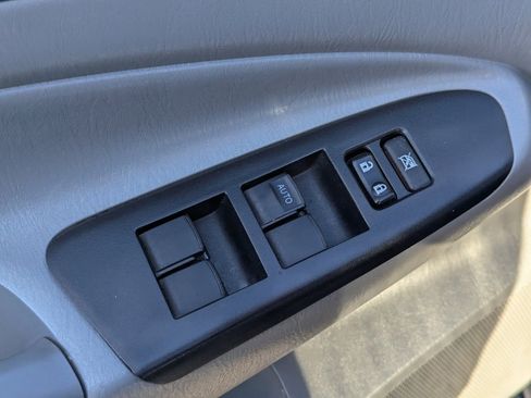 Used 2015 Toyota Tacoma PreRunner image 27