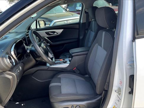 Used 2023 Chevrolet Blazer LT image 7