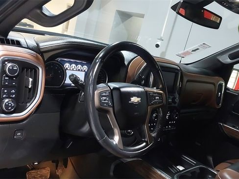 Used 2022 Chevrolet Silverado 1500 High Country w/ Z71 Off-Road Package image 19