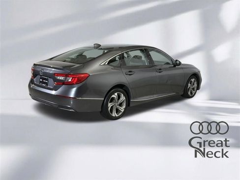 Used 2019 Honda Accord EX-L image 10