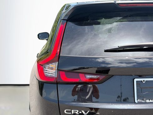 Used 2024 Honda CR-V EX image 10
