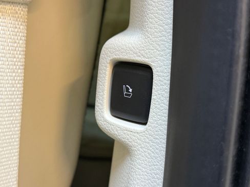 Used 2021 Lincoln Navigator Black Label image 47