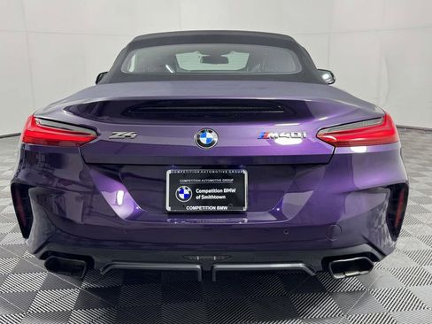Used 2024 BMW Z4 M40i w/ Premium Package image 9