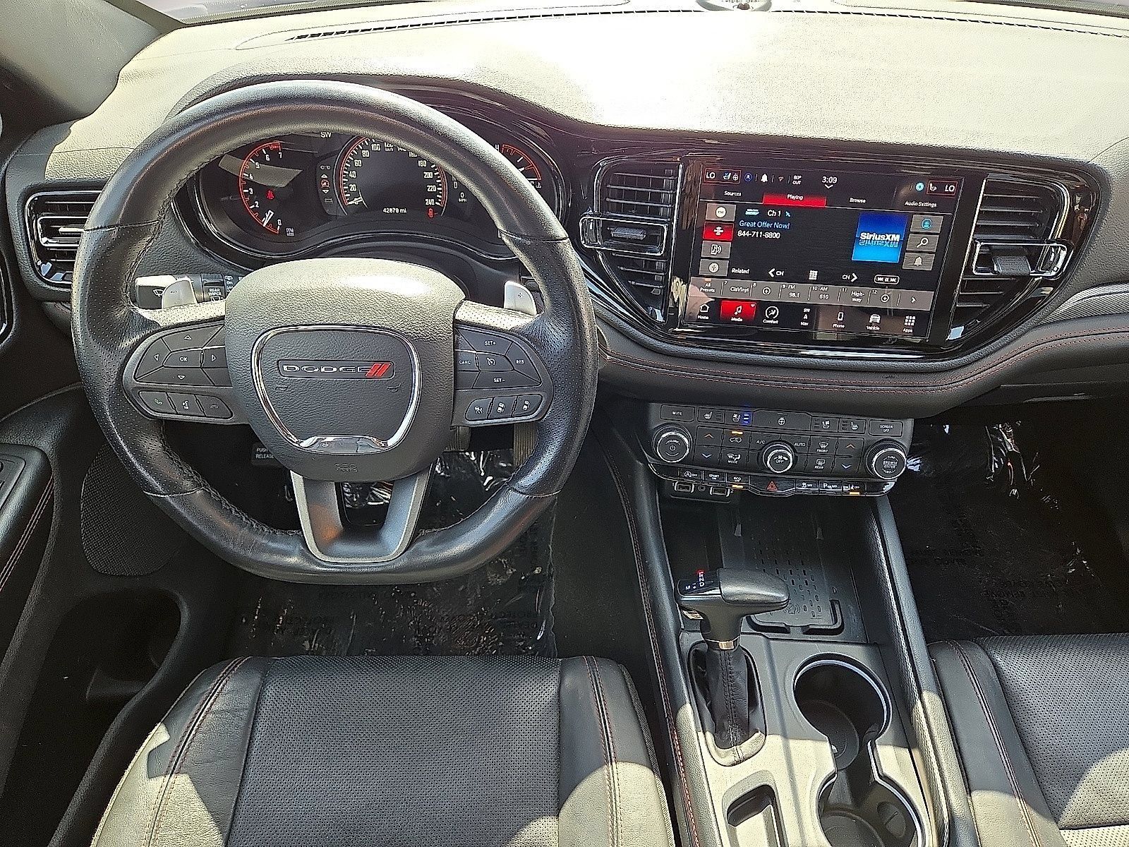 Used 2025 Dodge Durango GT AWD/4WD image 17