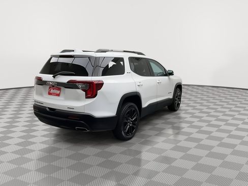 Certified 2023 GMC Acadia SLE w/ Driver Convenience Package image 40