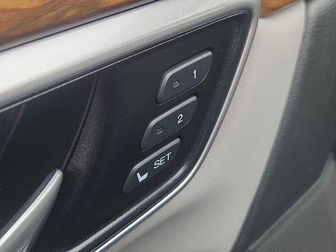 Certified 2020 Honda CR-V Touring image 19