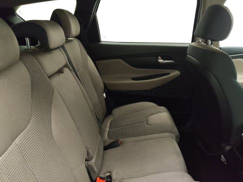 Used 2020 Hyundai Santa Fe SE image 19