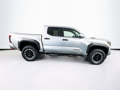 New 2026 Toyota Tacoma TRD Off-Road AWD/4WD image 10