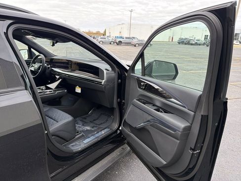 New 2026 Cadillac Escalade IQL Sport 1 image 38