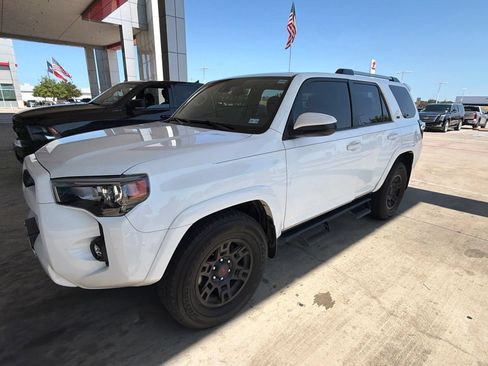 Used 2023 Toyota 4Runner SR5 RWD image 1