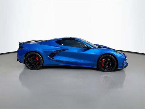 Used 2023 Chevrolet Corvette Stingray Preferred Cpe w/ Z51 Performance Package image 8
