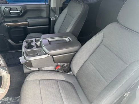 Used 2020 Chevrolet Silverado 1500 LT Trail Boss w/ Convenience Package AWD/4WD image 6