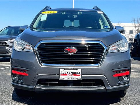 Used 2019 Subaru Ascent Touring image 3