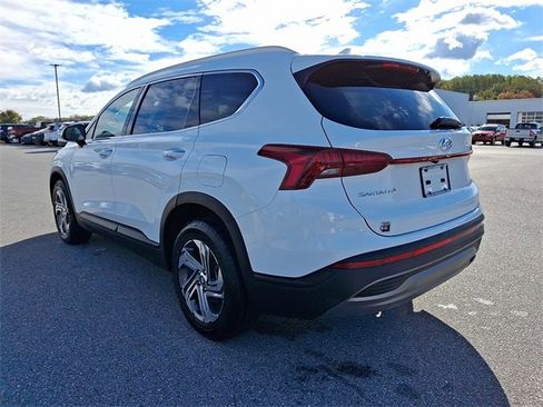 Used 2023 Hyundai Santa Fe SEL image 4