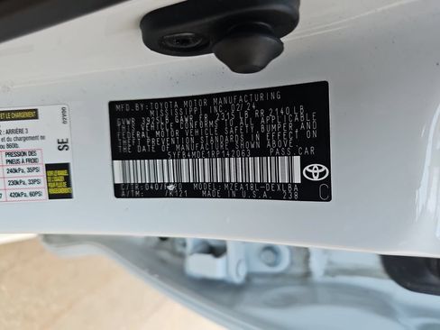 Used 2024 Toyota Corolla LE FWD image 35