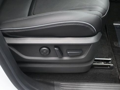 New 2026 INFINITI QX80 Luxe w/ Cargo Package image 41