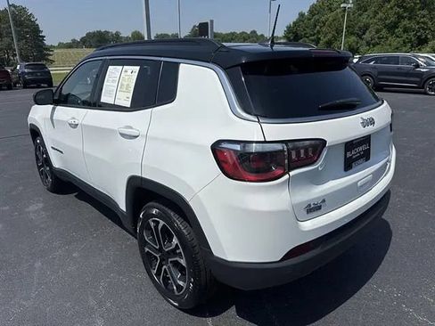 Used 2023 Jeep Compass Limited w/ Sun and Sound Group AWD/4WD image 4