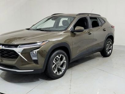 Certified 2024 Chevrolet Trax LT w/ Driver Confidence Package