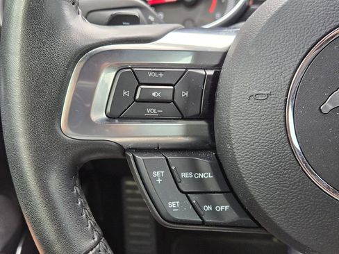 Used 2020 Ford Mustang Premium RWD image 27