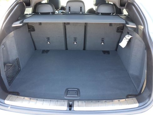 Used 2025 BMW X4 xDrive30i w/ Premium Package image 8