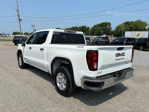 Used 2023 GMC Sierra 1500 Pro AWD/4WD image 3