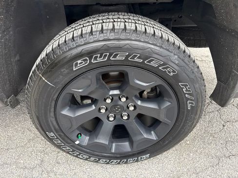 Used 2023 RAM 1500 Big Horn AWD/4WD image 7